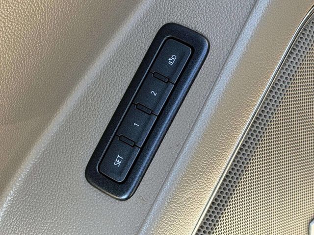 2019 GMC Yukon XL 4WD 4dr SLT - 22992270 - 19