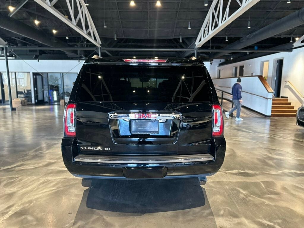 2019 GMC Yukon XL LocalTrade/4WD/DenaliUltimate/MoonRoof/RearSeatEntertainment/NAV - 22771915 - 3