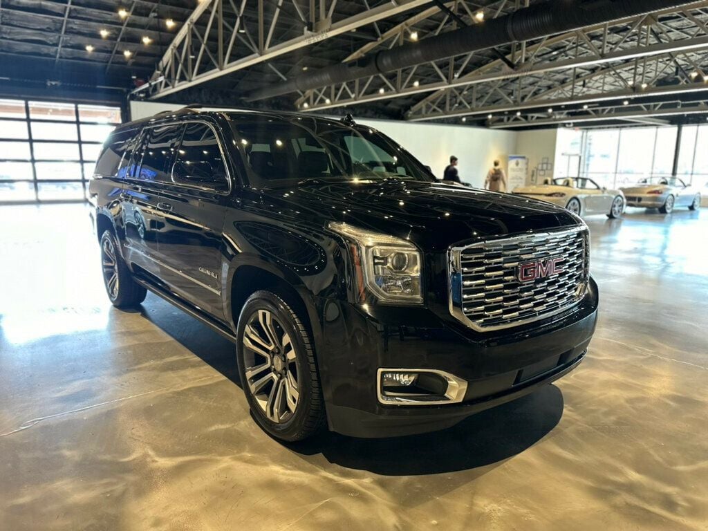 2019 GMC Yukon XL LocalTrade/4WD/DenaliUltimate/MoonRoof/RearSeatEntertainment/NAV - 22771915 - 6