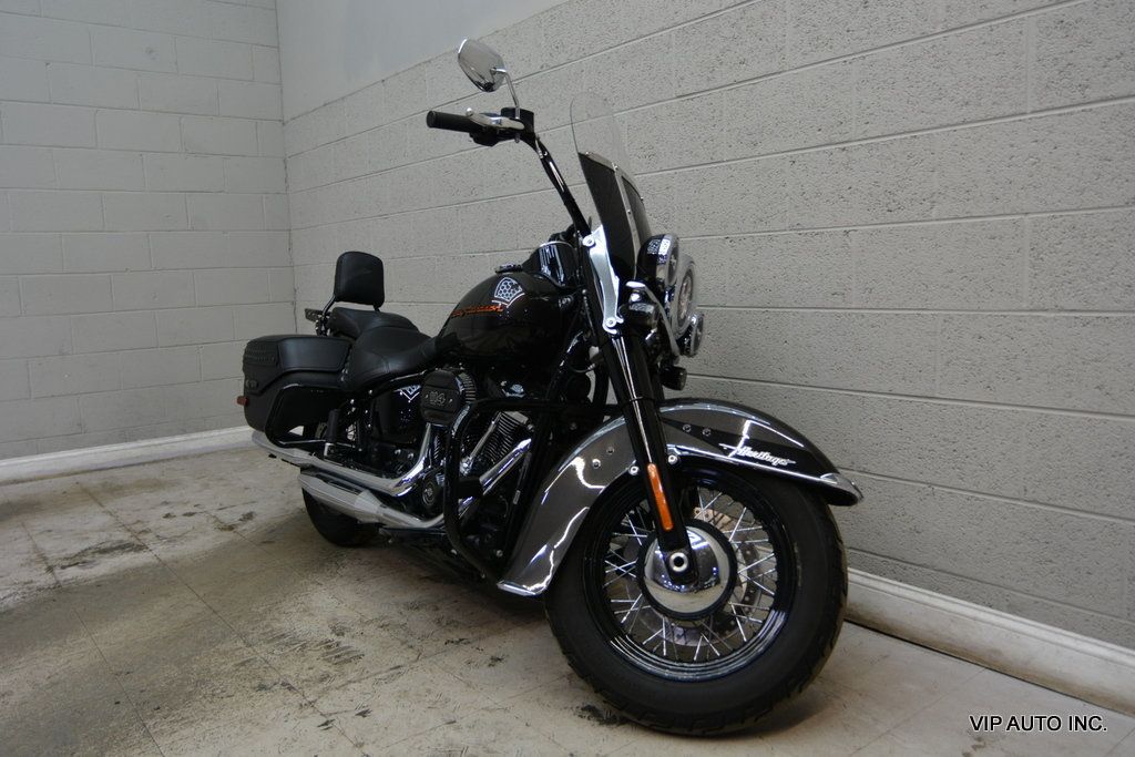 2019 HARLEY DAVIDSON FLHCS  - 23024789 - 17