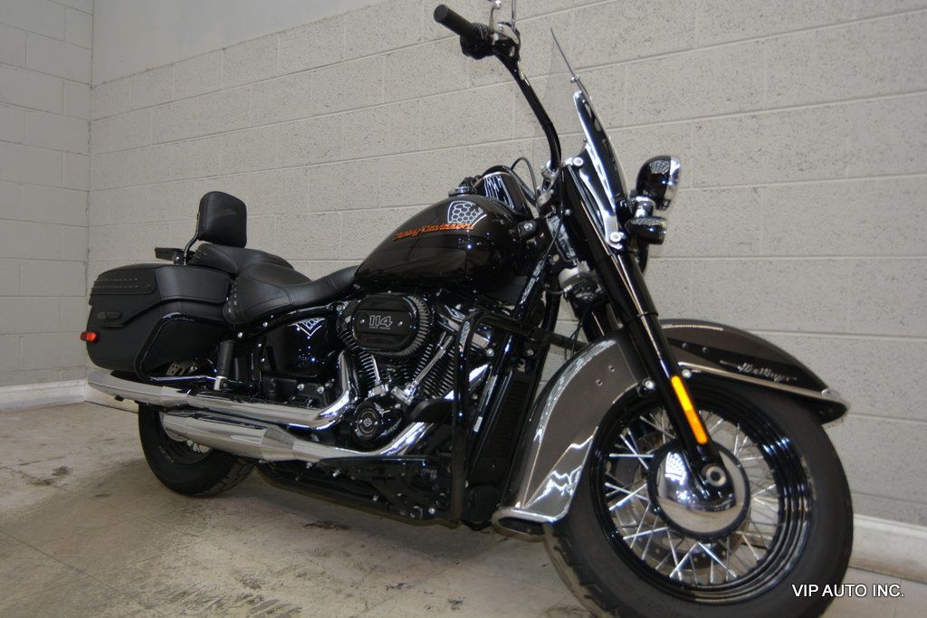 2019 HARLEY DAVIDSON FLHCS  - 23024789 - 1