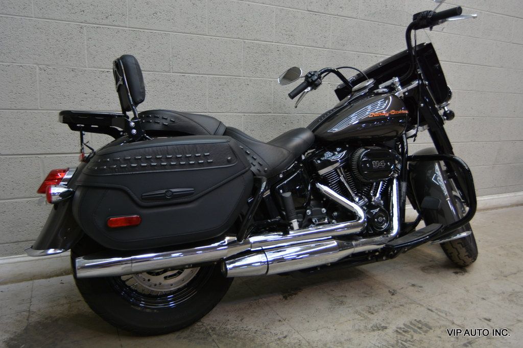 2019 HARLEY DAVIDSON FLHCS  - 23024789 - 3