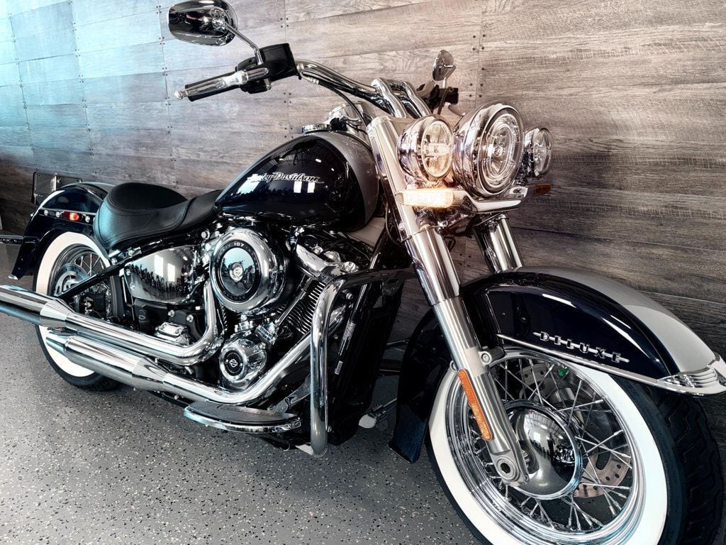 2019 Harley-Davidson FLDE Deluxe LIKE NEW! - 22884017 - 1