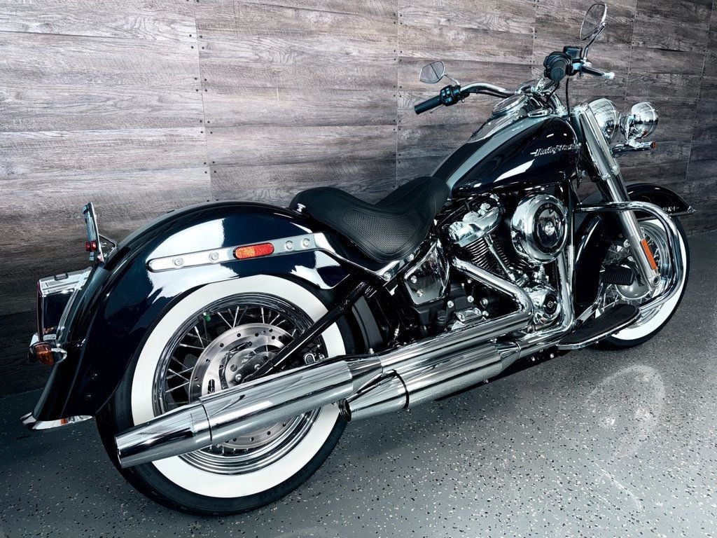 2019 Harley-Davidson FLDE Deluxe LIKE NEW! - 22884017 - 2