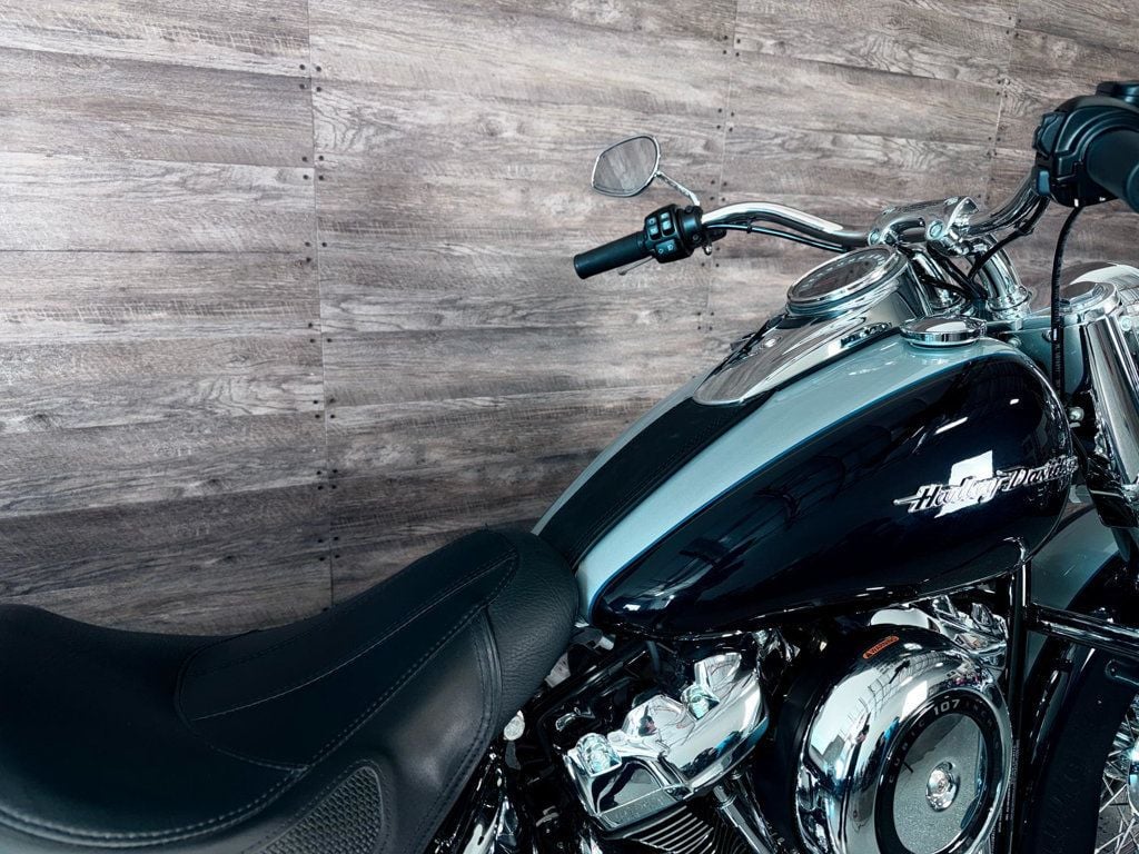 2019 Harley-Davidson FLDE Deluxe LIKE NEW! - 22884017 - 7
