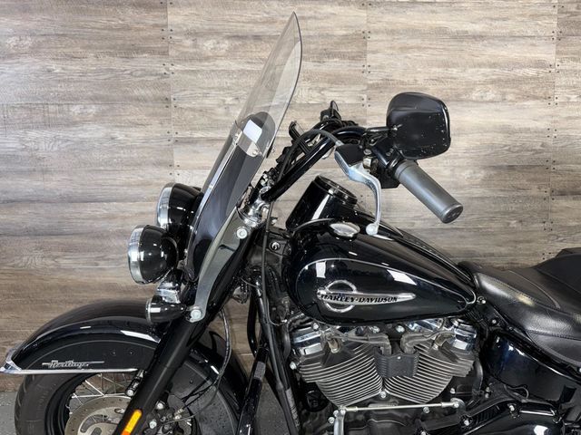 2019 Harley-Davidson FLHC Heritage Classic SUPER CLEAN! - 23014995 - 9