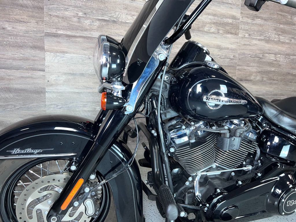 2019 Harley-Davidson FLHCS Heritage Classic 114 One Owner! - 21545414 - 14