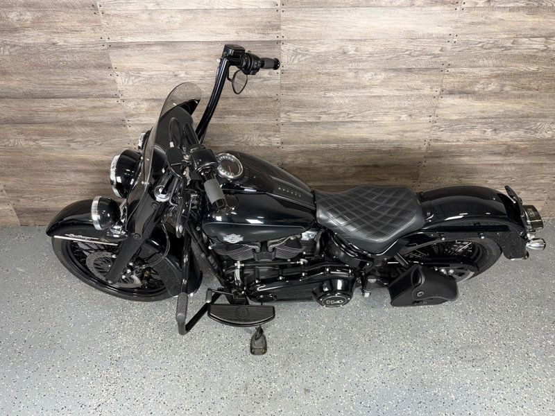 2019 Harley-Davidson FLHCS Heritage Classic 114 SUPER CLEAN! - 22979386 - 15