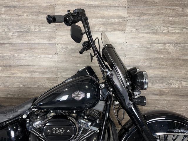 2019 Harley-Davidson FLHCS Heritage Classic 114 SUPER CLEAN! - 22979386 - 2