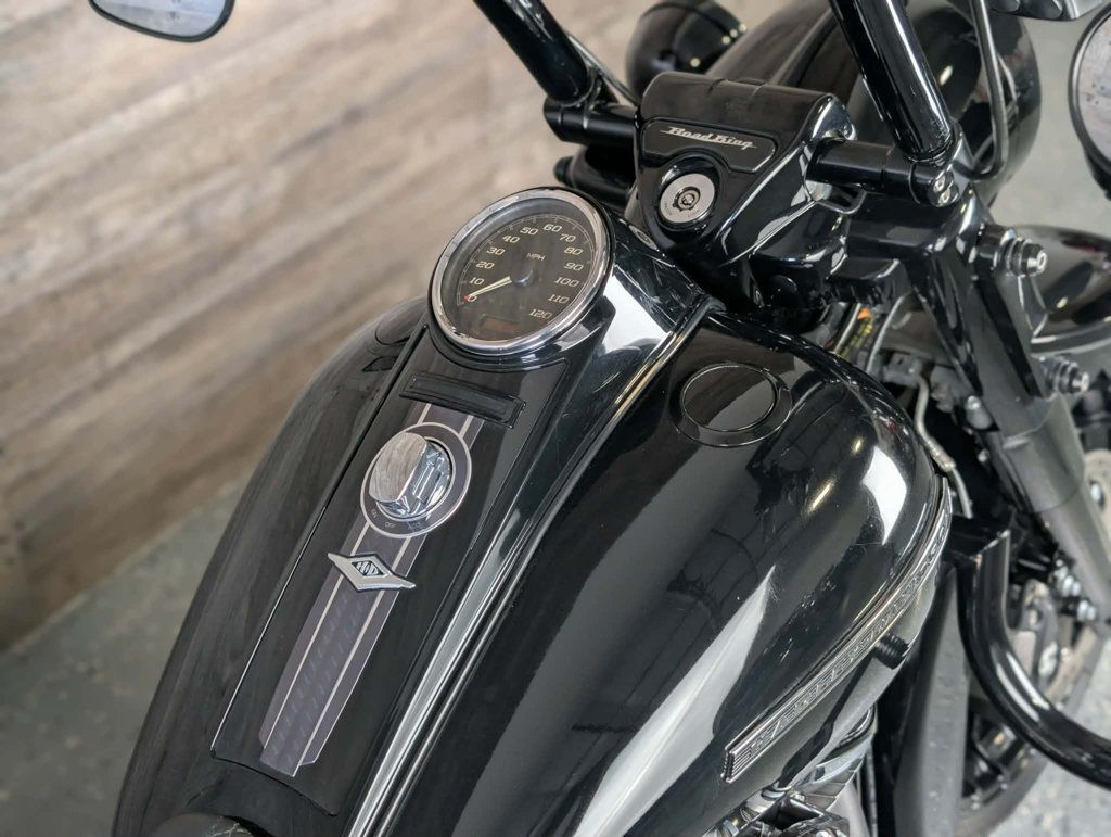 2019 Harley-Davidson FLHRXS Road King Special SUPER CLEAN! - 23017895 - 5