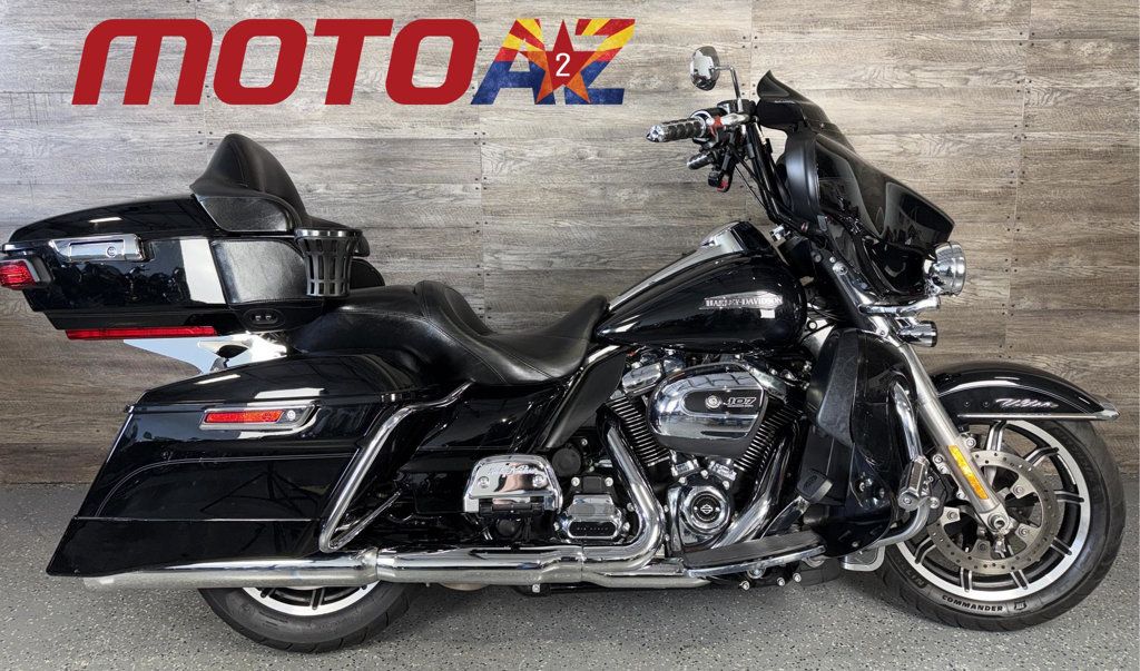 2019 Harley-Davidson FLHTCU Electra Glide Ultra Classic One Owner! - 22990846 | Video 1