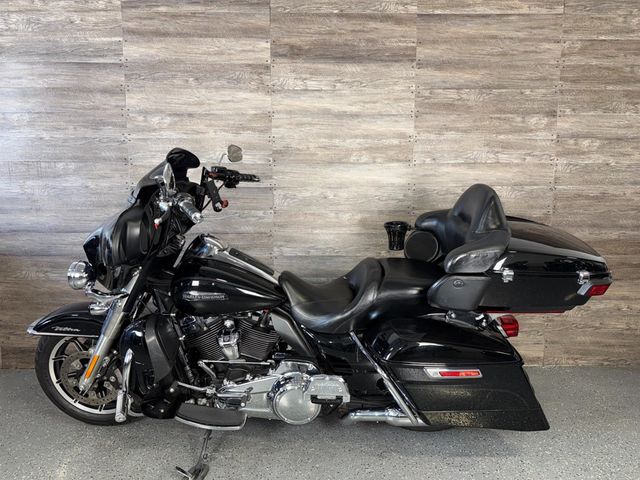 2019 Harley-Davidson FLHTCU Electra Glide Ultra Classic One Owner! - 22990846 - 9