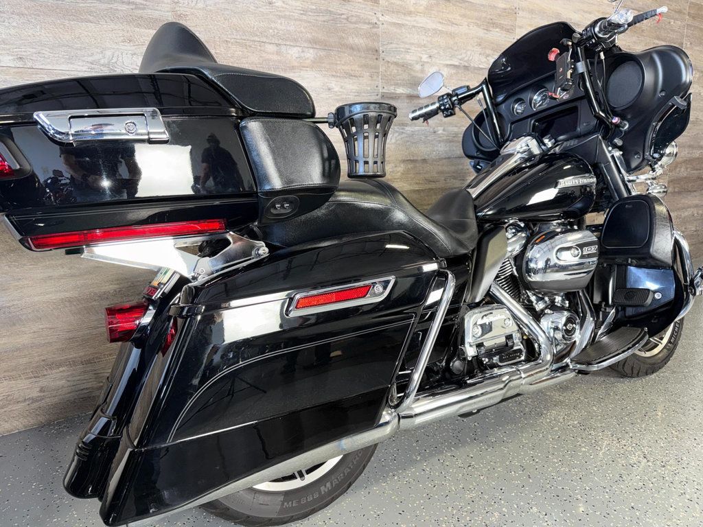 2019 Harley-Davidson FLHTCU Electra Glide Ultra Classic One Owner! - 22990846 - 2