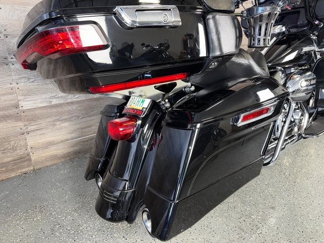 2019 Harley-Davidson FLHTCU Electra Glide Ultra Classic One Owner! - 22990846 - 6