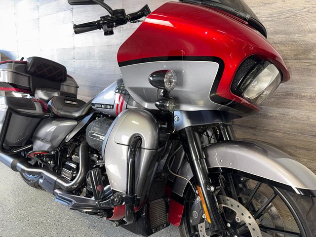 2019 Harley-Davidson FLTRXSE CVO Road Glide SUPER CLEAN! - 23025011 - 1