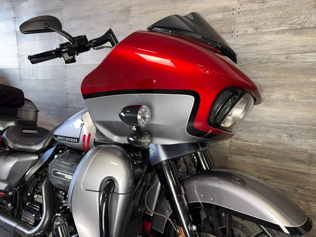 2019 Harley-Davidson FLTRXSE CVO Road Glide SUPER CLEAN! - 23025011 - 4