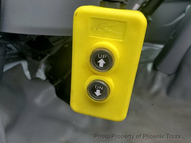 2019 HINO 195  - 22392576 - 11