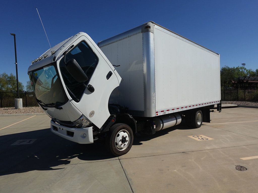 2019 HINO 195 (20ft Box w/ Lift Gate) - 21832137 - 32