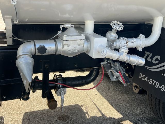 2019 HINO 338 w/ Valew 2000 Gallon Steel Water Tank & Sprayers - 23072384 - 13