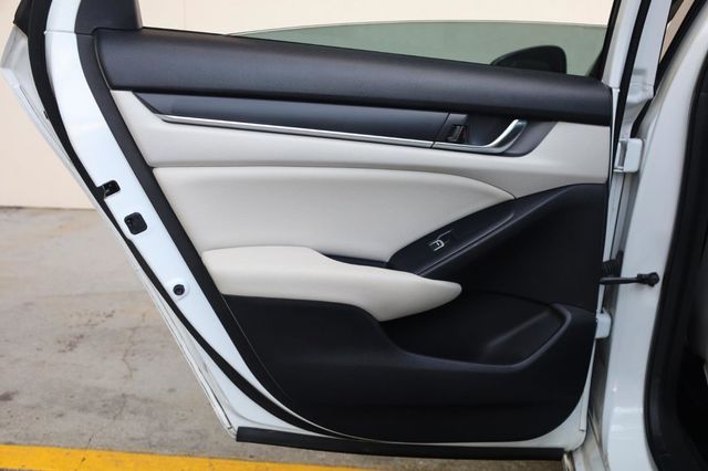 2019 Honda Accord Hybrid EX - 23036077 - 17
