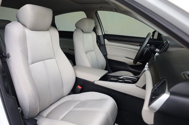 2019 Honda Accord Hybrid EX - 23036077 - 30