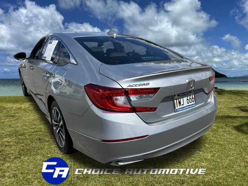 2019 Honda Accord Hybrid EX photo 4