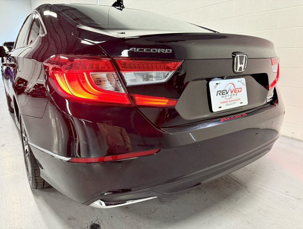 2019 Honda Accord Hybrid Touring Sedan - 22704467 - 9