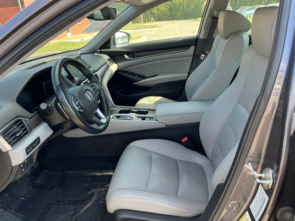 2019 Honda Accord Hybrid Touring Sedan - 22619353 - 16