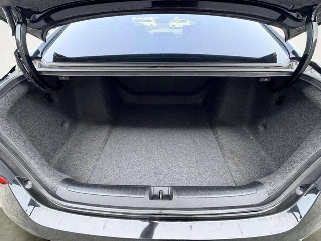 2019 Honda Accord Hybrid Touring Sedan - 23059581 - 4