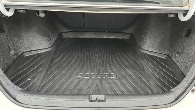 2019 Honda Accord Hybrid Touring Sedan - 22952606 - 20