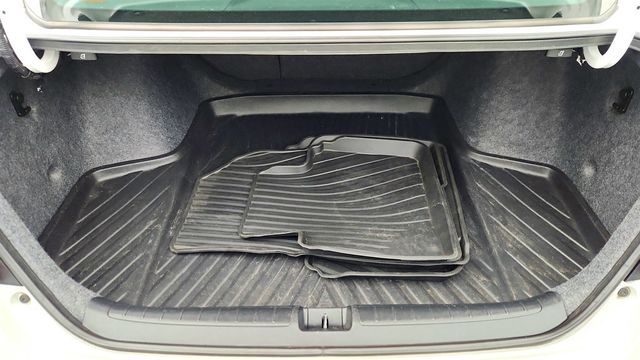 2019 Honda Accord Hybrid Touring Sedan - 22957576 - 20