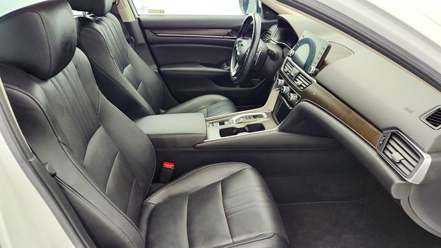 2019 Honda Accord Hybrid Touring Sedan - 22957576 - 22