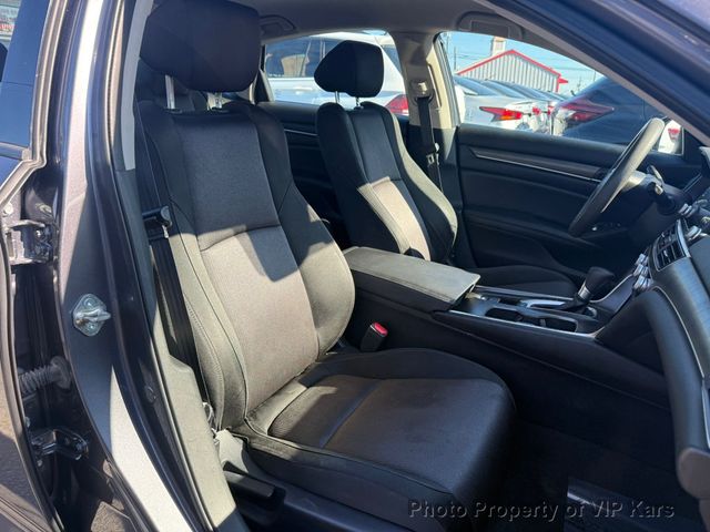 2019 Honda Accord Sedan LX 1.5T CVT - 22958998 - 16