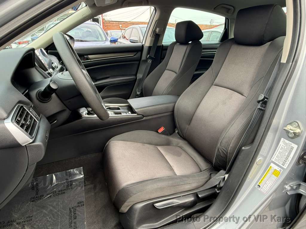 2019 Honda Accord Sedan LX 1.5T CVT - 22978771 - 12