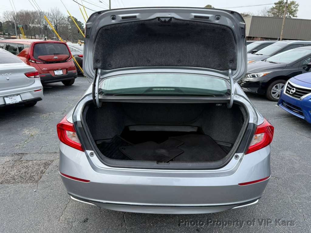 2019 Honda Accord Sedan LX 1.5T CVT - 22978771 - 19