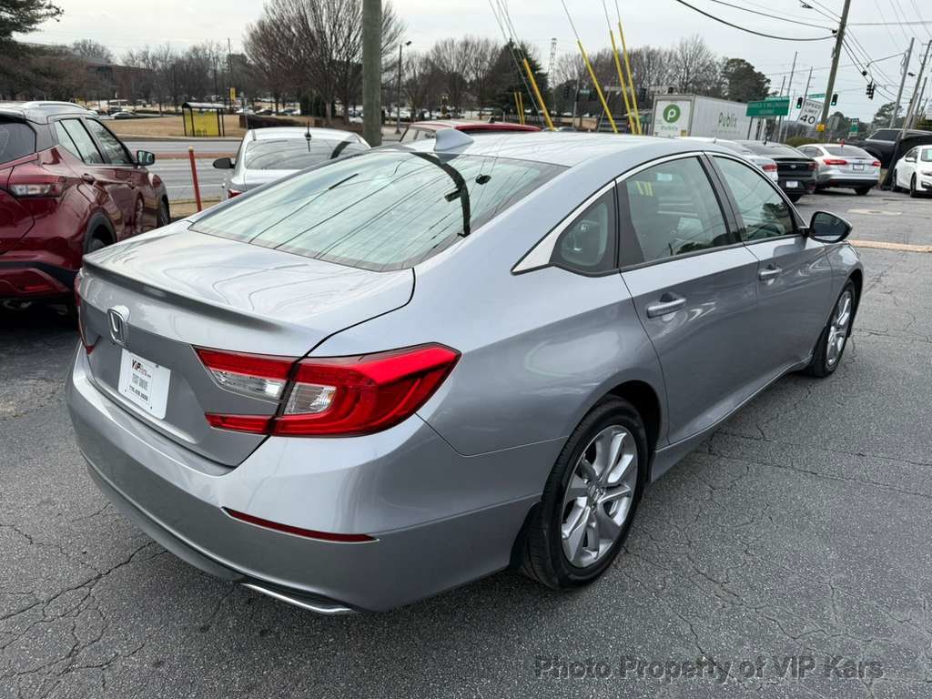 2019 Honda Accord Sedan LX 1.5T CVT - 22978771 - 4