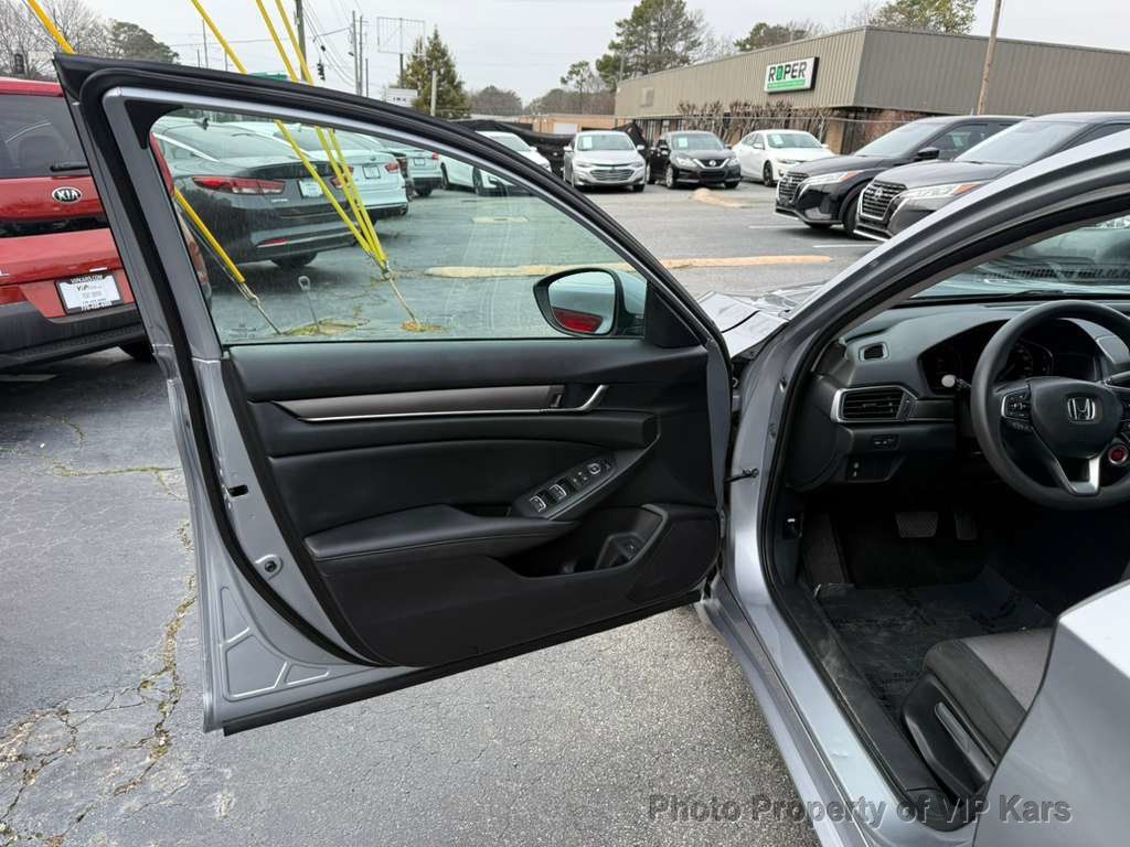 2019 Honda Accord Sedan LX 1.5T CVT - 22978771 - 8