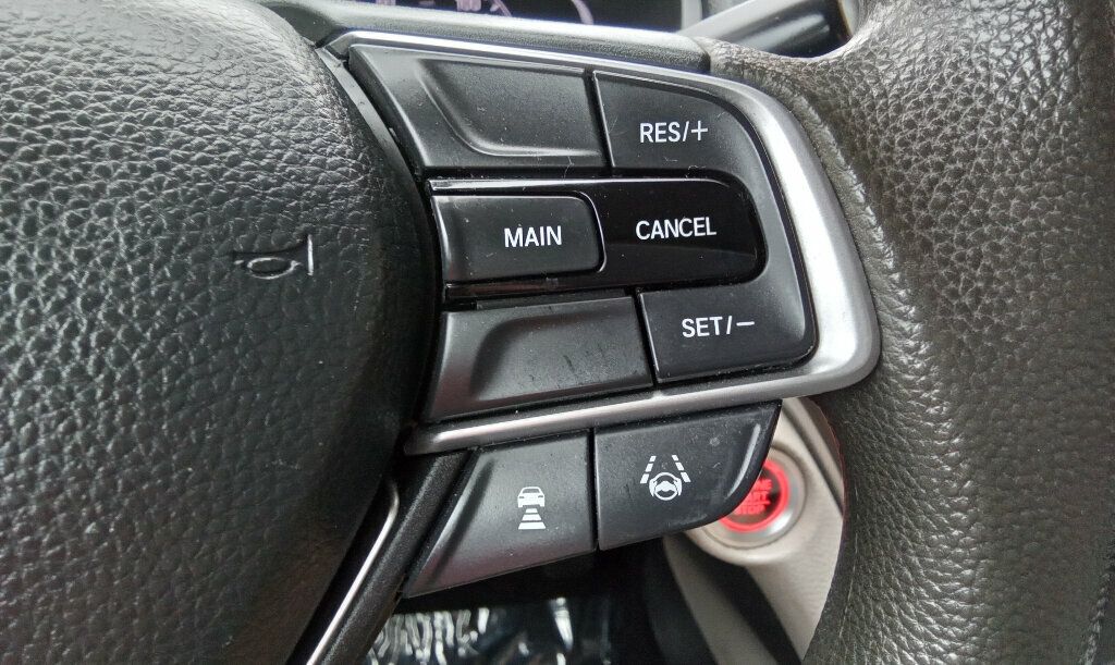 2019 Honda Accord LX 1.5T photo 14
