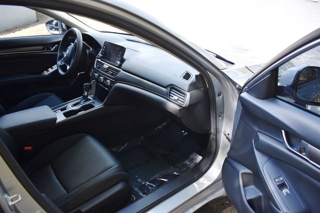 2019 Honda Accord Sedan LX 1.5T CVT - 23089855 - 32