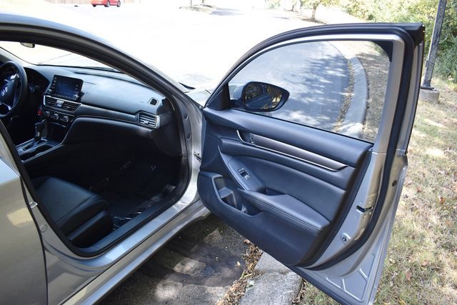 2019 Honda Accord Sedan LX 1.5T CVT - 23089855 - 37