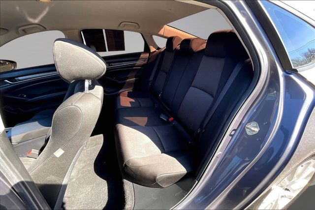 2019 Honda Accord Sedan LX 1.5T CVT - 22990254 - 17