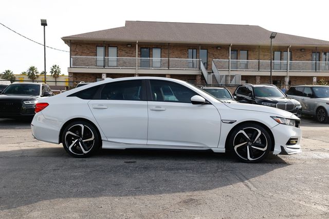 2019 Honda Accord Sedan Sport 2.0T Automatic - 22952829 - 17
