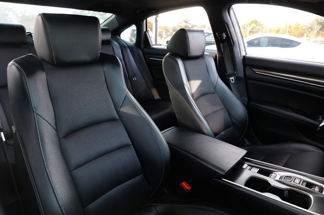 2019 Honda Accord Sedan Sport 2.0T Automatic - 22952829 - 18