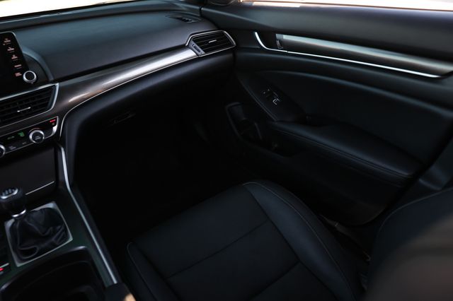 2019 Honda Accord Sedan Sport 2.0T Manual - 22978548 - 23