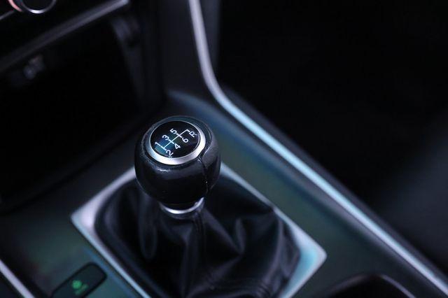 2019 Honda Accord Sedan Sport 2.0T Manual - 22978548 - 40