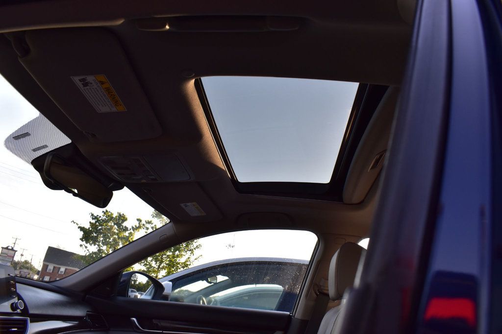 2019 Honda Accord Sedan Touring 2.0T Automatic - 23040923 - 13