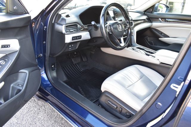 2019 Honda Accord Sedan Touring 2.0T Automatic - 23040923 - 16
