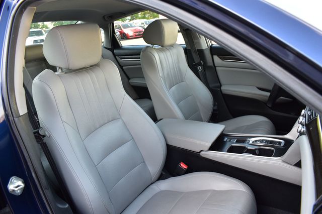 2019 Honda Accord Sedan Touring 2.0T Automatic - 23040923 - 18