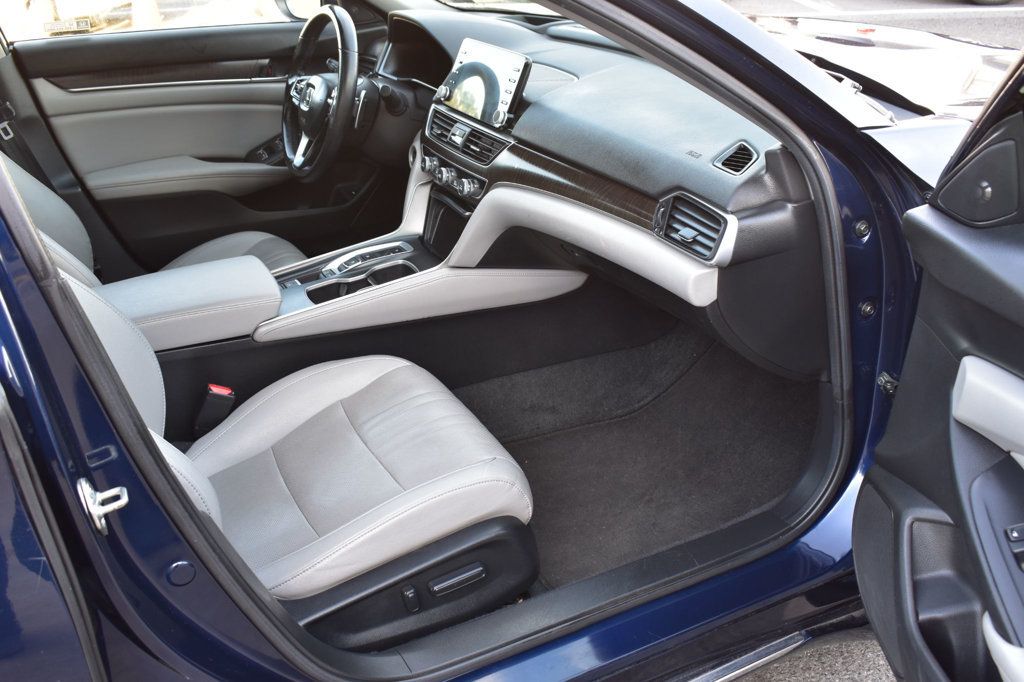 2019 Honda Accord Sedan Touring 2.0T Automatic - 23040923 - 19