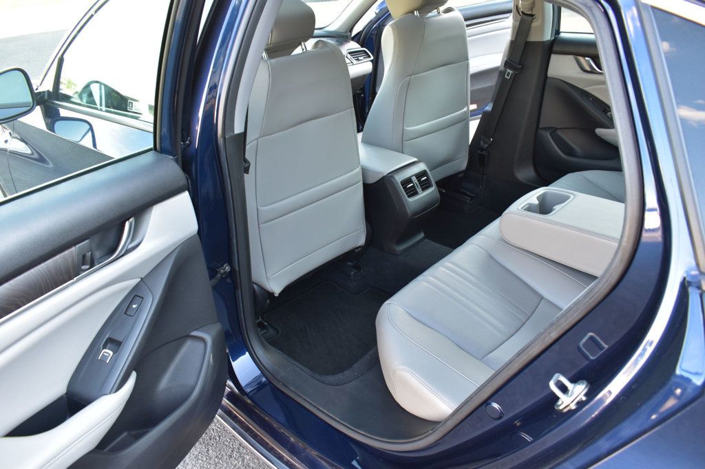 2019 Honda Accord Sedan Touring 2.0T Automatic - 23040923 - 22